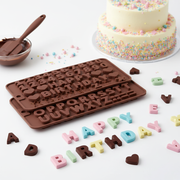 Birthday party styling with both molds