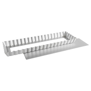 BakewareRectangle Fluted Tart Pan with Removable Bottom
