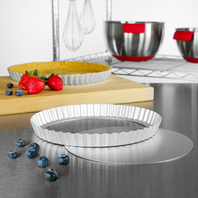 BakewareFluted Round Tart Pan, Removeable Bottom, Anodized Aluminum